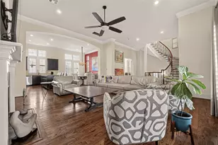 10929 Upland Park, Houston, TX 77043 - Photo 13