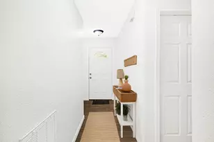 8810 Reamer St, Houston, TX 77074 - Photo 3