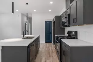 1026 Junell St, Houston, TX 77088 - Photo 7