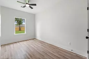 1026 Junell St, Houston, TX 77088 - Photo 19