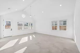 29314 Suncreek Rnch Ct, Waller, TX 77484 - Photo 9