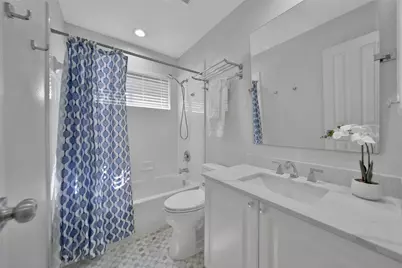 35 S Apple Springs Circle, The Woodlands, TX 77382 - Photo 15