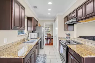 12007 Bloomington Ln, Meadows Place, TX 77477 - Photo 5