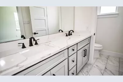 1508 Weiss Street, Houston, TX 77009 - Photo 11