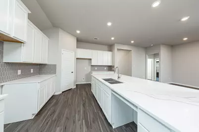 2035 Emerald Lake Trail, Dayton, TX 77535 - Photo 9