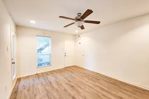 3900 Woodchase Dr, Houston, TX 77042 - Photo 3