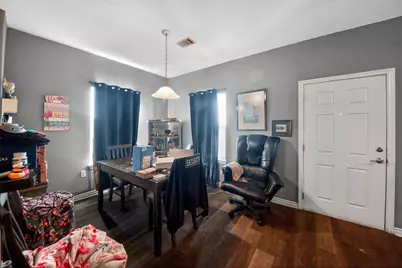 7017 Delesandri Drive, Hitchcock, TX 77563 - Photo 5