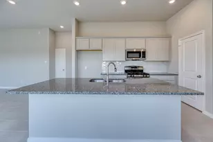 739 Hidden Meadow St, Rosharon, TX 77583 - Photo 5