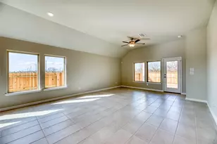 739 Hidden Meadow St, Rosharon, TX 77583 - Photo 9