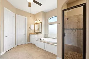 18840 Serene Water Dr, Montgomery, TX 77356 - Photo 19