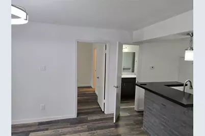 839 Wax Myrtle Lane #A, Houston, TX 77079 - Photo 5
