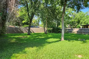 2006 Redwood St, Kemah, TX 77565 - Photo 27