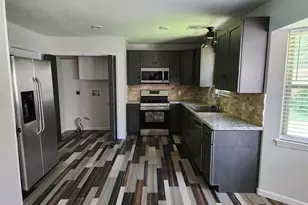 2006 Redwood St, Kemah, TX 77565 - Photo 9