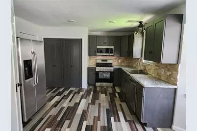 2006 Redwood Street, Kemah, TX 77565 - Photo 13
