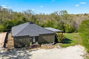 8052 Perry Ln, College Station, TX 77845 - Photo 5