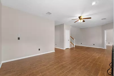 1006 Chesterwood Drive, Pearland, TX 77581 - Photo 11
