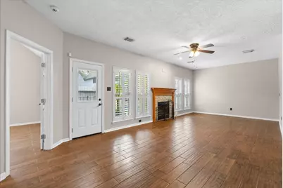 1006 Chesterwood Drive, Pearland, TX 77581 - Photo 9