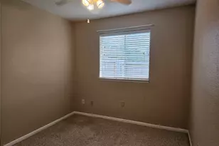 2822 Chimneystone Cir, Sugar Land, TX 77479 - Photo 15