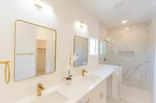 6186 Eastland St, Houston, TX 77028 - Photo 3