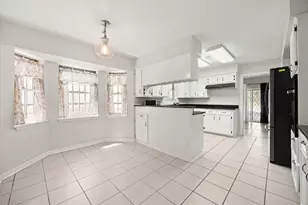 5827 S Braeswood Blvd, Houston, TX 77096 - Photo 19