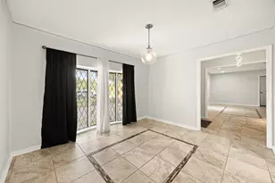 5827 S Braeswood Blvd, Houston, TX 77096 - Photo 7