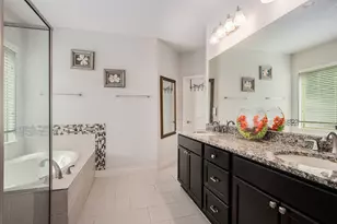 13715 Cutler Springs Ct, Pearland, TX 77584 - Photo 17