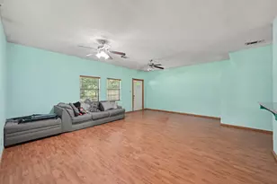 692 County Rd 3371, Cleveland, TX 77327 - Photo 23