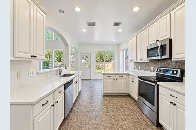 6043 Heathmoor Lane, Houston, TX 77084 - Photo 11