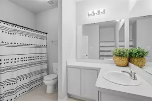 1523 Barras St, Alvin, TX 77511 - Photo 9