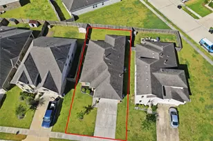 1523 Barras St, Alvin, TX 77511 - Photo 1