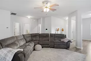 1523 Barras St, Alvin, TX 77511 - Photo 13