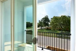 3452 Bremond St, Houston, TX 77004 - Photo 11