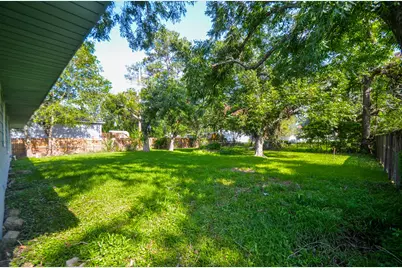 206 Winkin Avenue, Crosby, TX 77532 - Photo 3