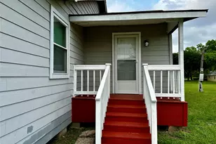 318 Melton St, Magnolia, TX 77354 - Photo 5