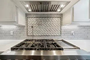 1014 Wynnwood Ln, Houston, TX 77008 - Photo 11