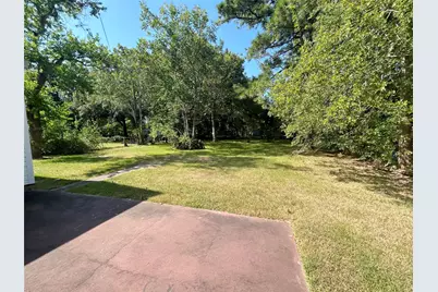 602 Bluebonnet Drive, La Marque, TX 77568 - Photo 13