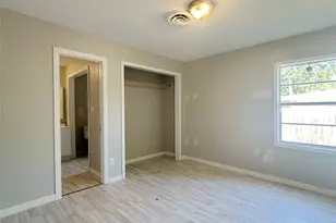602 Bluebonnet Dr, La Marque, TX 77568 - Photo 7