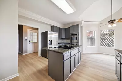5315 Sunbright Court, Houston, TX 77041 - Photo 9