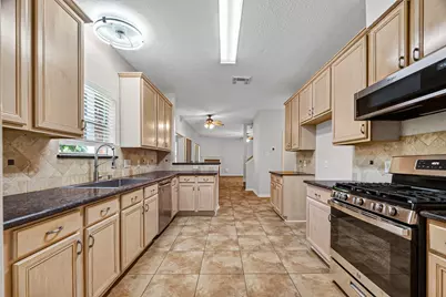 3815 Kristin Lee Lane, Houston, TX 77014 - Photo 13