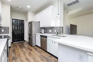 87 Blue Creek Pl, The Woodlands, TX 77382 - Photo 7