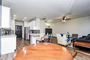 87 Blue Creek Pl, The Woodlands, TX 77382 - Photo 13