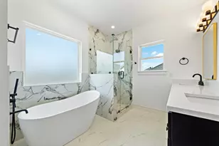 1005 E 28th St, Houston, TX 77009 - Photo 23