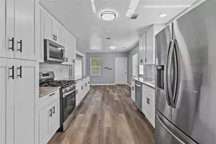 1310 El Dorado Blvd, Houston, TX 77062 - Photo 7