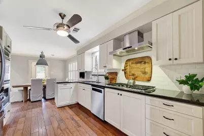 341 W Gaywood Drive, Houston, TX 77079 - Photo 19