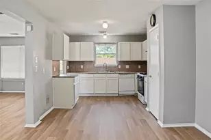 3907 Starbridge Pointe Ln, Katy, TX 77449 - Photo 5