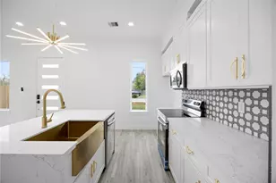 4212 Alvin St, Houston, TX 77051 - Photo 7