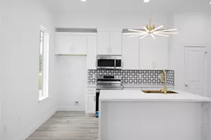 4212 Alvin St, Houston, TX 77051 - Photo 5