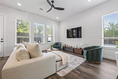 5737 White Magnolia Street, Houston, TX 77091 - Photo 5