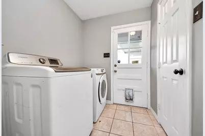 18010 Bambriar Drive, Houston, TX 77090 - Photo 13