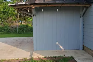 2713 Ave C, Dickinson, TX 77539 - Photo 5